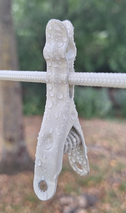 Omega Clothes peg, yellow